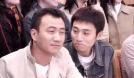 娱乐大爆料胡军和刘烨谁赢了,胡军与刘烨巅峰对决，究竟谁笑到最后？