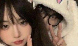 娱乐吃瓜酱头像是谁呀,揭秘“娱乐吃瓜酱”头像背后的神秘人物